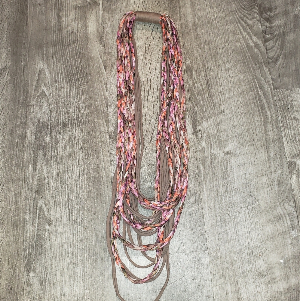 Tee shirt necklace